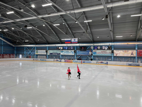СК «Ладога Арена» первенство Ленинградской области по фигурному катанию на коньках среди юниоров.