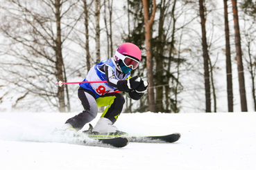 На территории СК «Юкки» прошли соревнования по горнолыжному спорту и по фристайлу в дисциплине ски-кросс.